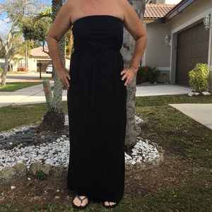 Black strapless dress